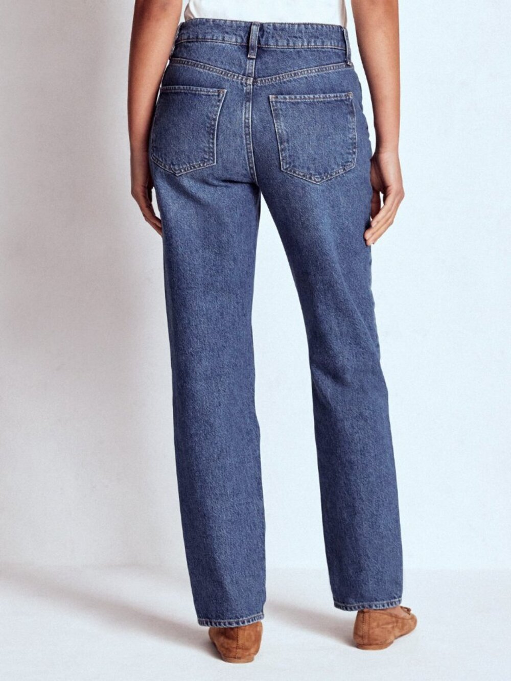 Boden High Rise Straight Leg Jeans in Mid Vintage Sz 30 P - Picture 3 of 15